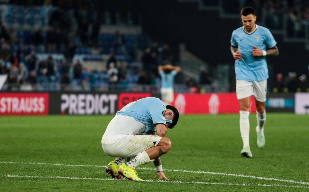 拉齐奥发布备战花絮,关键时刻绝杀压哨,欧冠任务艰巨,年轻球员得到机会 拉齐奥发布备战花絮,关键时刻绝杀压哨,欧冠任务艰巨,年轻球员得到机会